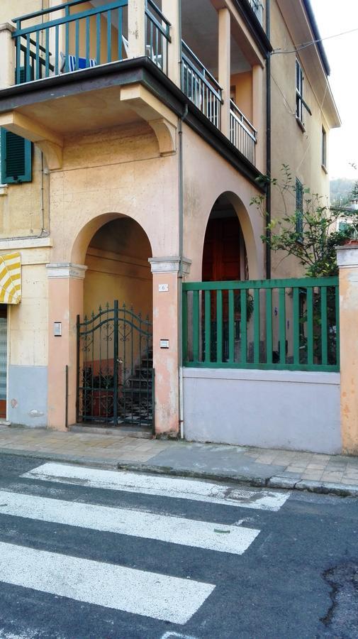 Corsini House Apartment Леванто Екстериор снимка